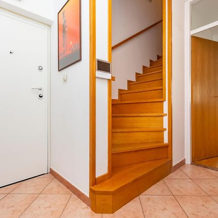 Apartment Pepalo,Omis Free Parking Екстериор снимка