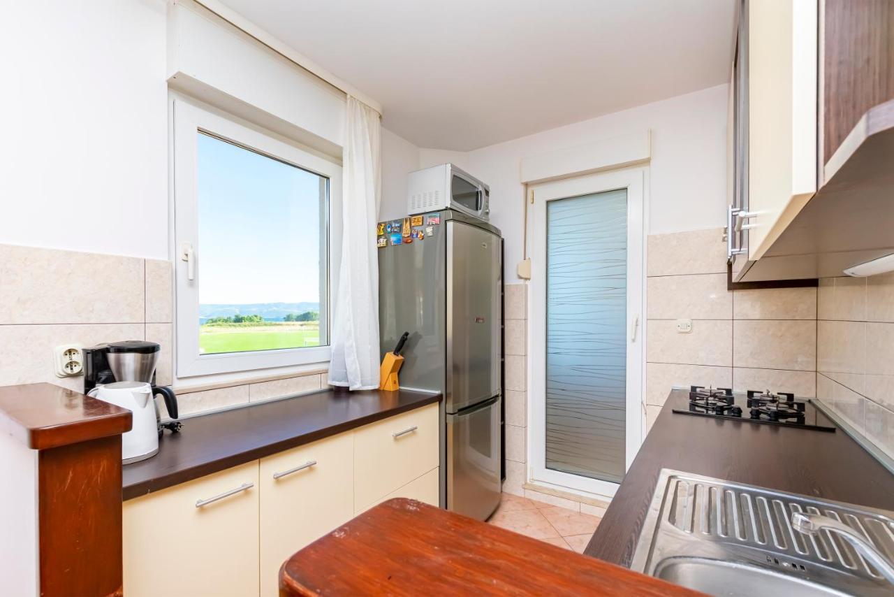 Apartment Pepalo,Omis Free Parking Екстериор снимка