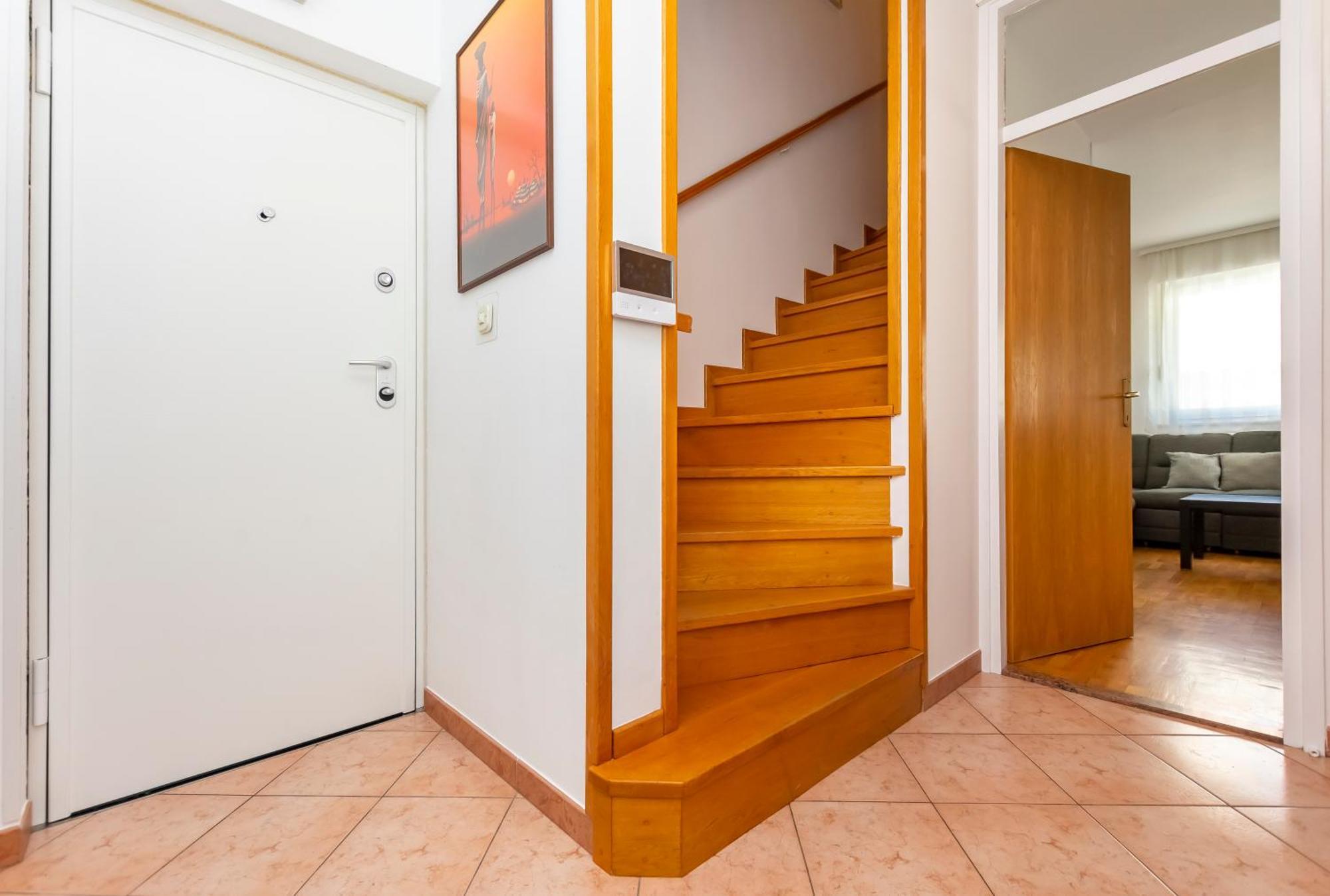 Apartment Pepalo,Omis Free Parking Екстериор снимка
