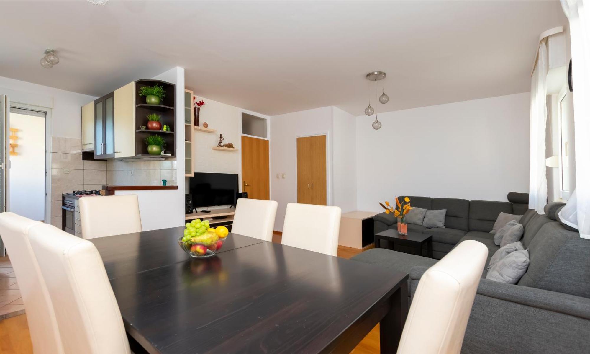 Apartment Pepalo,Omis Free Parking Екстериор снимка