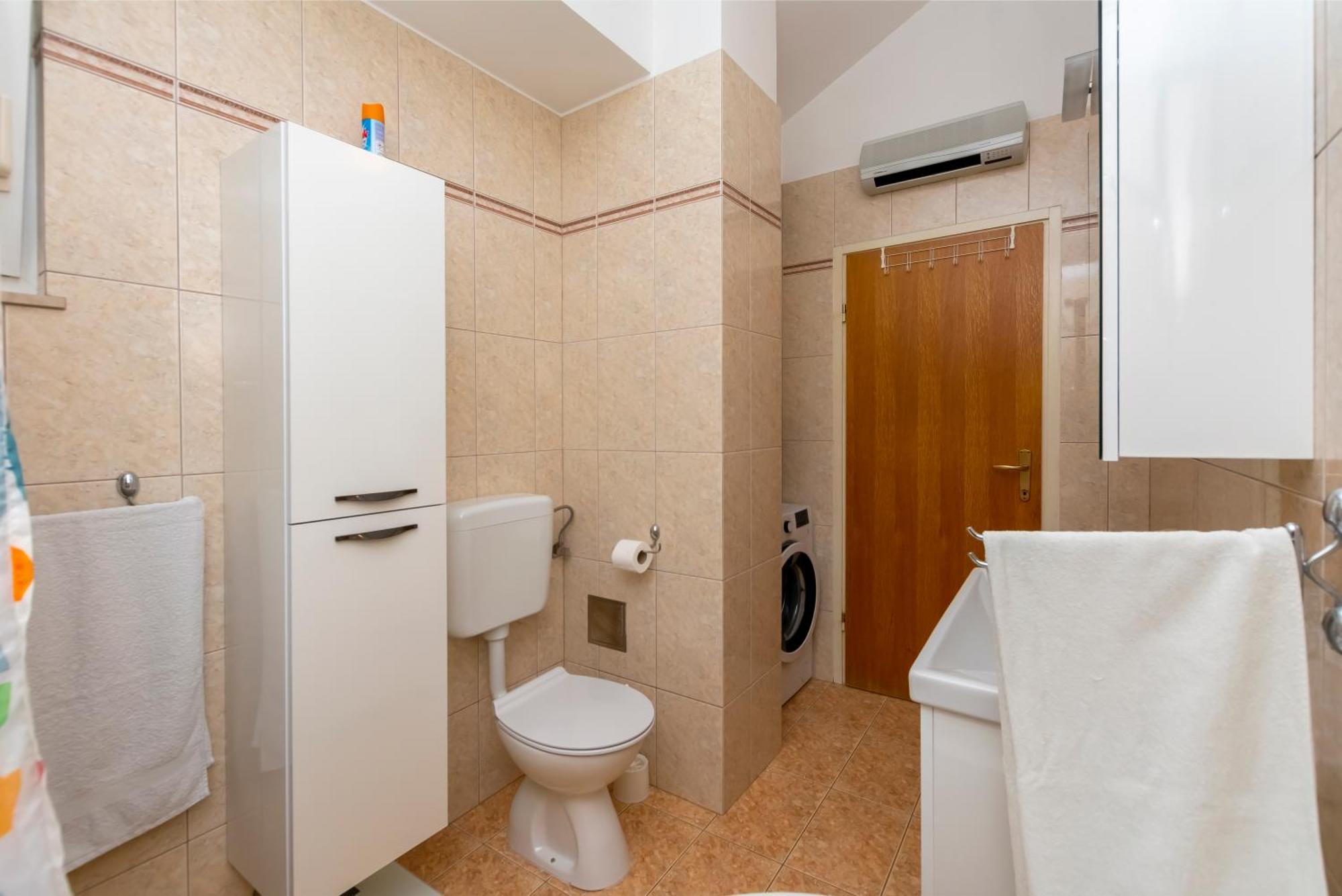 Apartment Pepalo,Omis Free Parking Екстериор снимка
