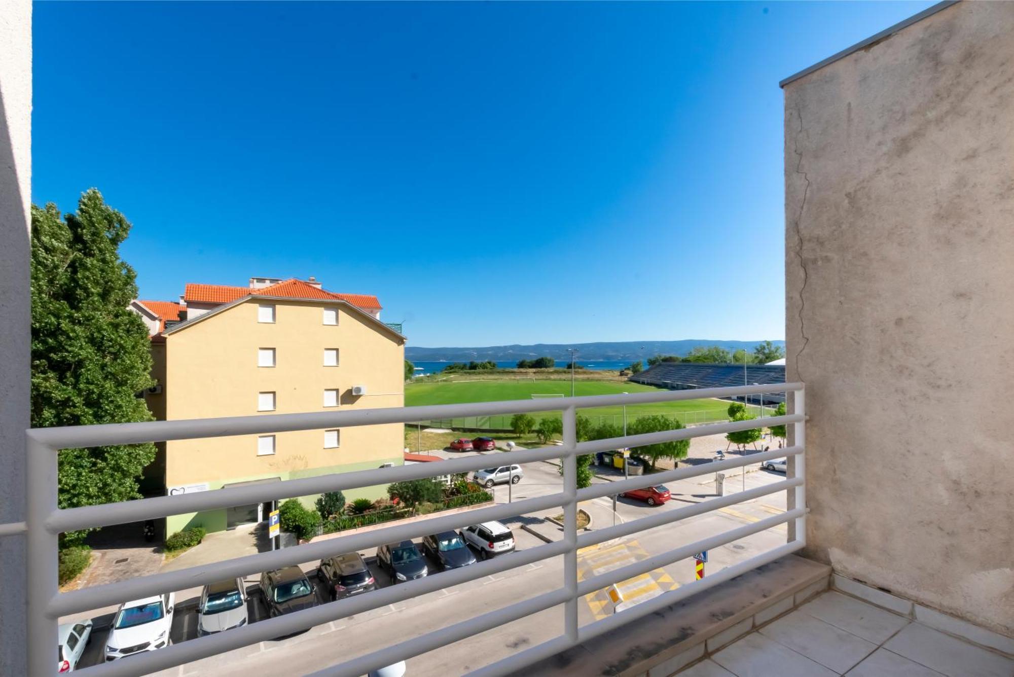 Apartment Pepalo,Omis Free Parking Екстериор снимка